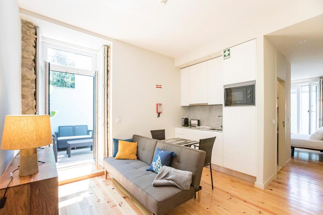 Central Studio W/ Pool, Ac & Patio By Lovelystay ポルト エクステリア 写真